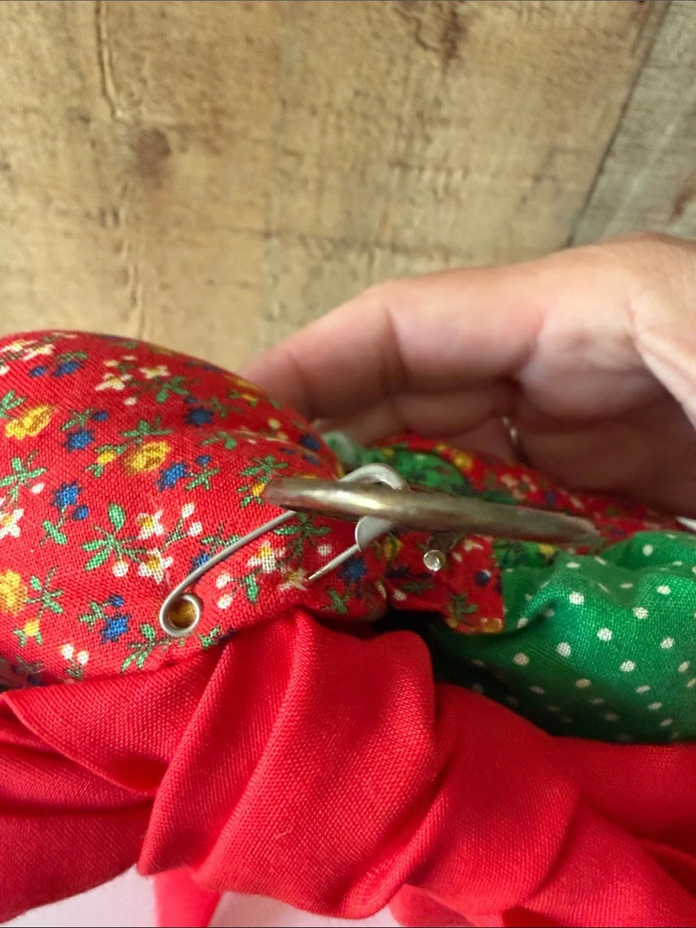 VTG Handmade Kitschy Quilted Red and Green Christmas Wreath Cottagecore